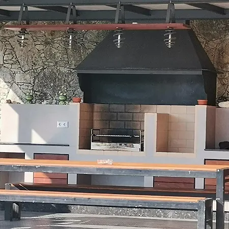 Casa Marinhas * קמיניה